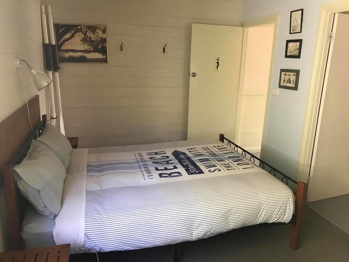 Port Campbell Guesthouse & Flash Packers Exteriör bild